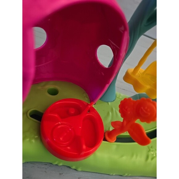 Imaginext DreamWorks Trolls Flower Fun Playset with Poppy A Fun Way To Imagine - Picture 10 of 13